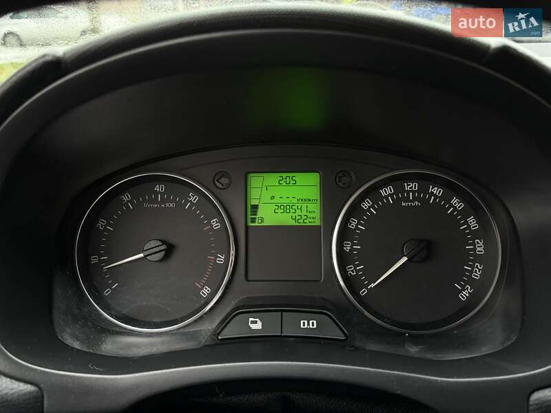 Хетчбек Skoda Fabia 2012 в Києві фото 19 Хетчбек Skoda Fabia 2012 в Києві
