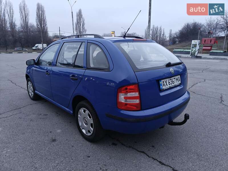 Універсал Skoda Fabia 2004 в Харкові