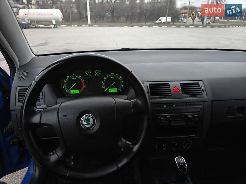 Універсал Skoda Fabia 2004 в Харкові