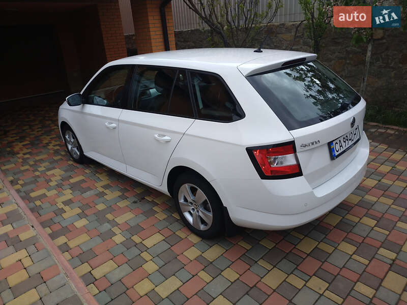 Универсал Skoda Fabia 2016 в Южноукраинске