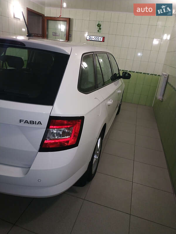 Универсал Skoda Fabia 2016 в Южноукраинске