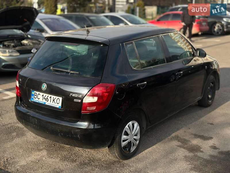Хетчбек Skoda Fabia 2011 в Львові