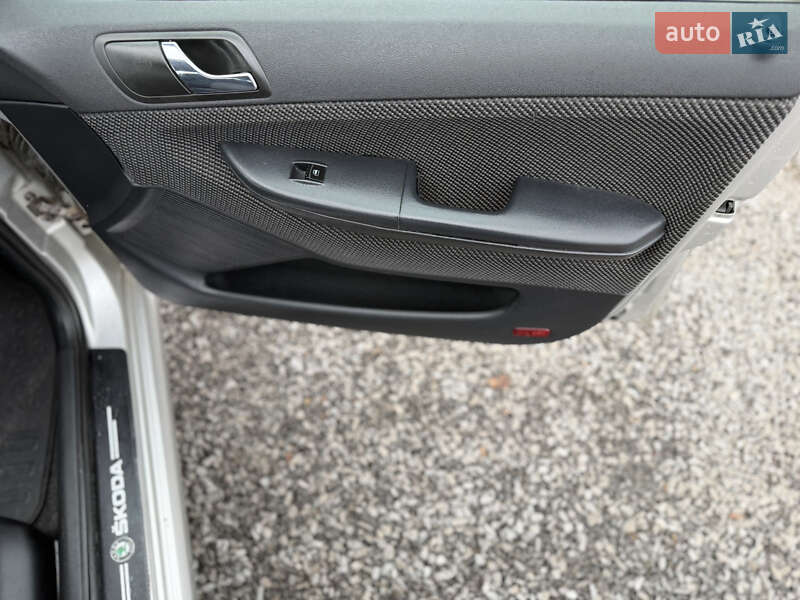 Универсал Skoda Fabia 2007 в Ровно фото 36 Универсал Skoda Fabia 2007 в Ровно