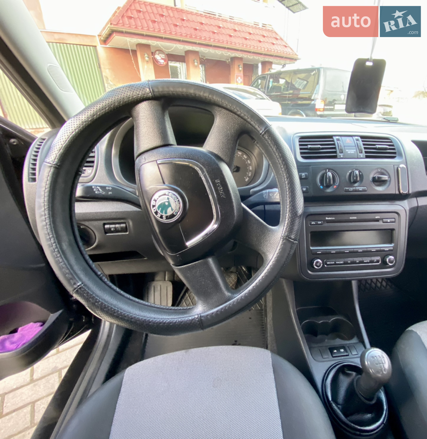 2012 Skoda Fabia - мініатюра 10