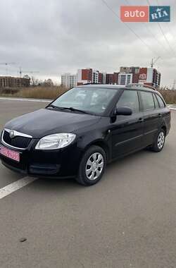 Універсал Skoda Fabia 2008 в Луцьку