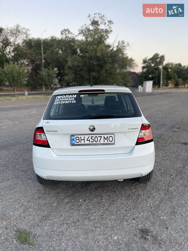 Хэтчбек Skoda Fabia 2017 в Одессе