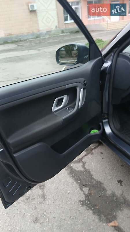 Универсал Skoda Fabia 2008 в Умани фото 14 Универсал Skoda Fabia 2008 в Умани