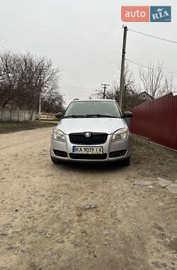 Універсал Skoda Fabia 2009 в Попільні