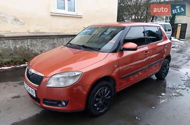 Хэтчбек Skoda Fabia 2008 в Стрые