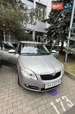 Хетчбек Skoda Fabia 2008 в Києві