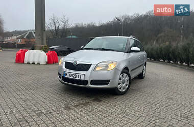 Универсал Skoda Fabia 2008 в Полтаве