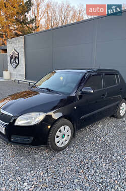 Хэтчбек Skoda Fabia 2008 в Виннице