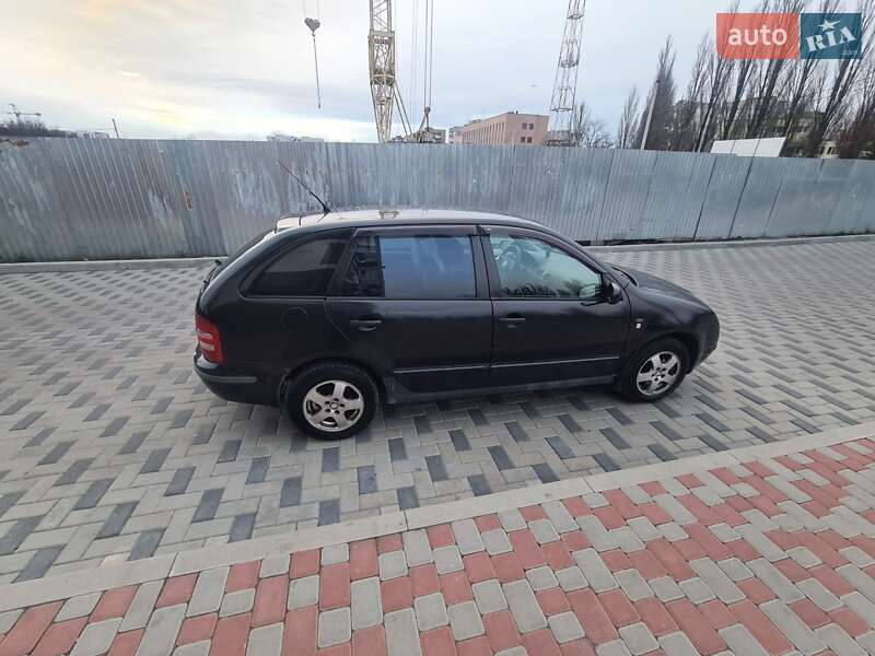Универсал Skoda Fabia 2002 в Черкассах