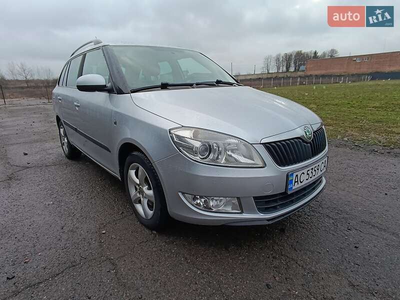 Skoda Fabia 2011 Skoda Fabia 2011