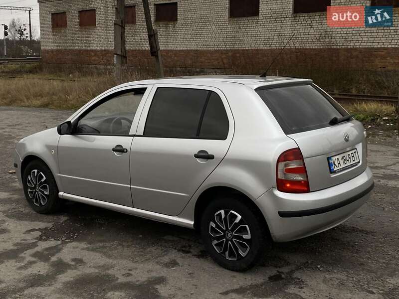 Хэтчбек Skoda Fabia 2004 в Мирополе фото 23 Хэтчбек Skoda Fabia 2004 в Мирополе