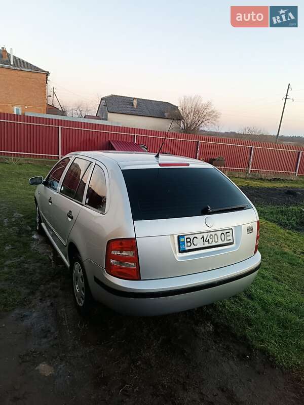 Універсал Skoda Fabia 2001 в Львові