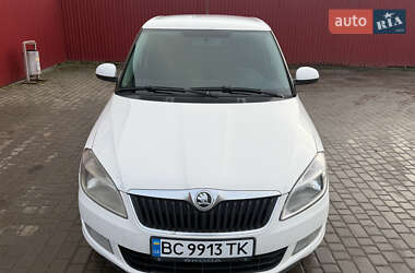 Хэтчбек Skoda Fabia 2014 в Каменке-Бугской