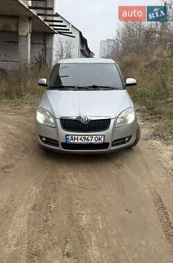 Хэтчбек Skoda Fabia 2008 в Киеве