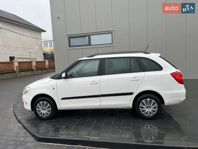 Універсал Skoda Fabia 2012 в Ужгороді