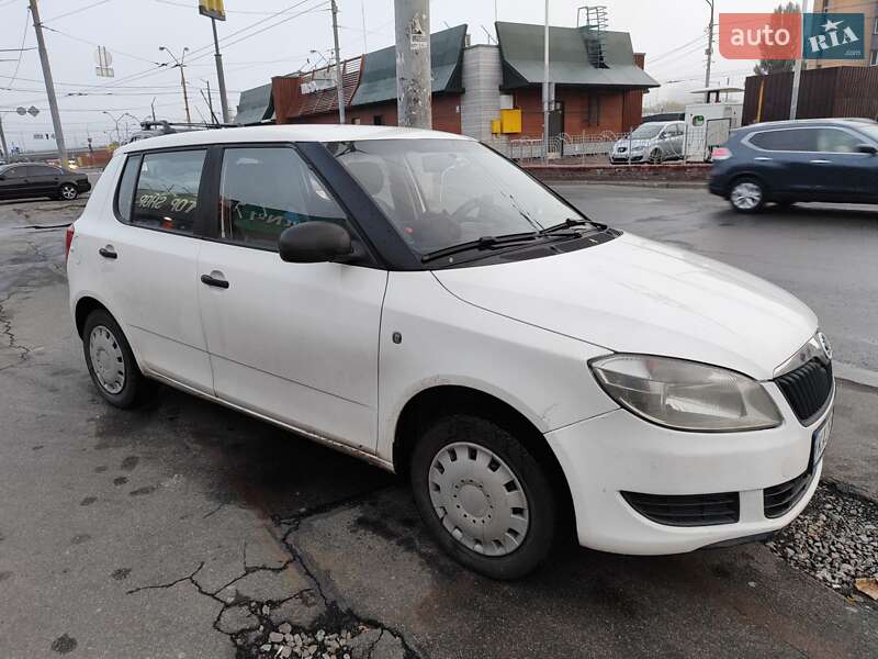 Хетчбек Skoda Fabia 2013 в Києві фото 3 Хетчбек Skoda Fabia 2013 в Києві