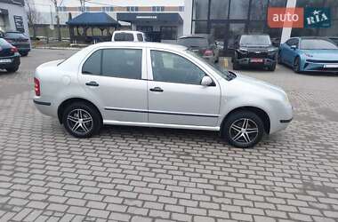 Седан Skoda Fabia 2004 в Калуші