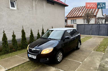 Хэтчбек Skoda Fabia 2009 в Ужгороде