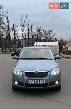Хетчбек Skoda Fabia 2009 в Києві