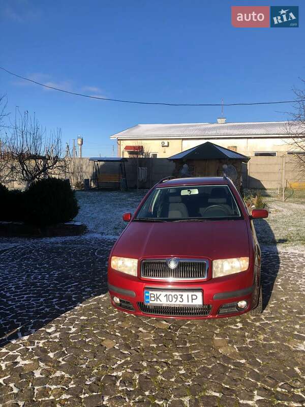 Универсал Skoda Fabia 2006 в Ровно
