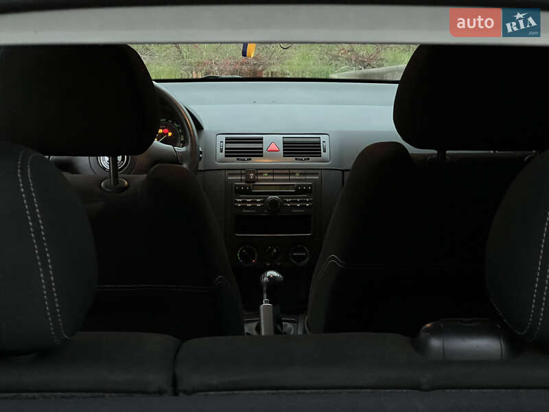 Хетчбек Skoda Fabia 2007 в Києві