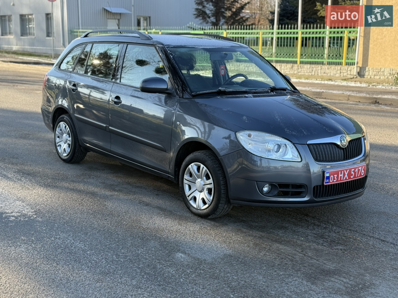 Свіжопригнана Skoda Fabia. Мотор 1,4 мпі! 2008 рік! Чудовий стан, збережене авто! Один власник закордоном! Все працює, гарний колір, салон як новий! За деталями дзвоніть/пишіть! Всім миру та добра!