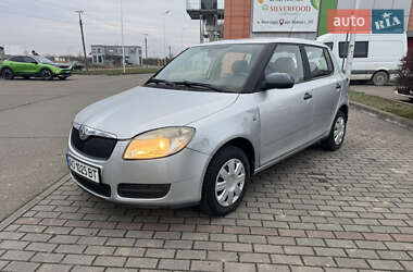Хэтчбек Skoda Fabia 2008 в Виноградове