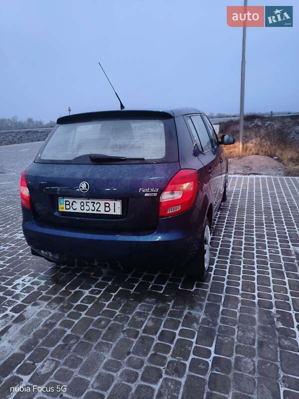 Хэтчбек Skoda Fabia 2007 в Львове