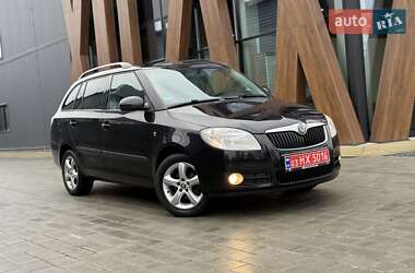 Універсал Skoda Fabia 2008 в Луцьку