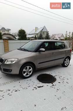 Хэтчбек Skoda Fabia 2008 в Львове