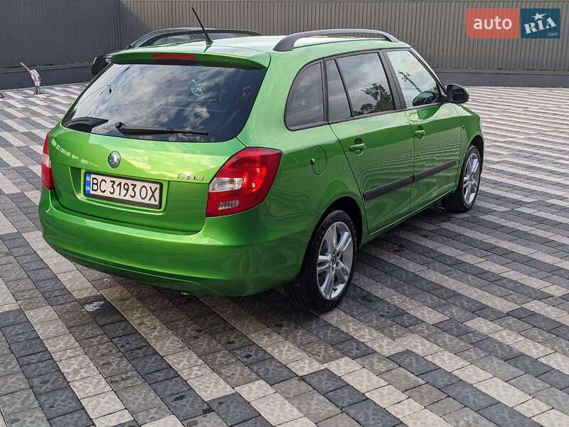 Універсал Skoda Fabia 2012 в Яворові