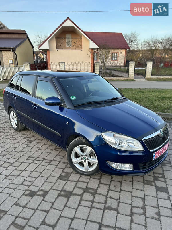 Універсал Skoda Fabia 2010 в Івано-Франківську
