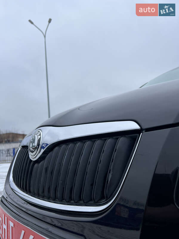 Універсал Skoda Fabia 2009 в Нововолинську