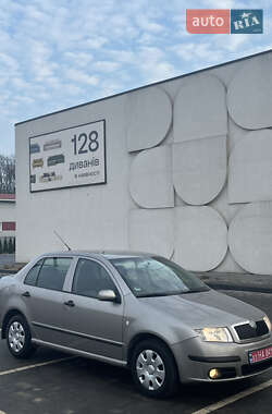 Седан Skoda Fabia 2006 в Луцьку