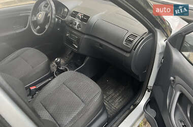 Хэтчбек Skoda Fabia 2013 в Луцке