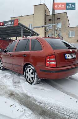Универсал Skoda Fabia 2001 в Киеве