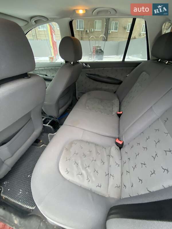 Универсал Skoda Fabia 2001 в Киеве