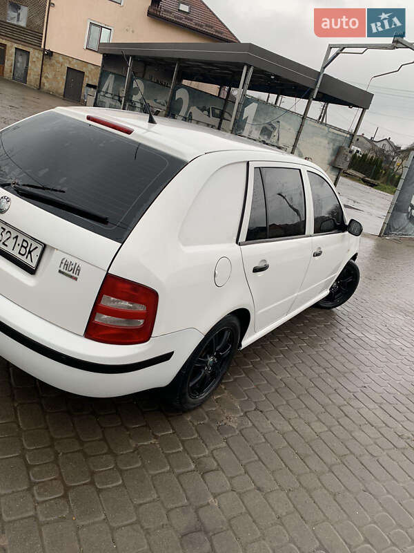 Хетчбек Skoda Fabia 2005 в Львові