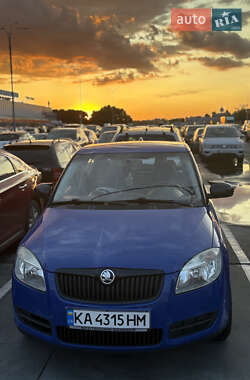 Хэтчбек Skoda Fabia 2009 в Киеве