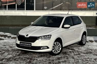 Хетчбек Skoda Fabia 2019 в Чернівцях