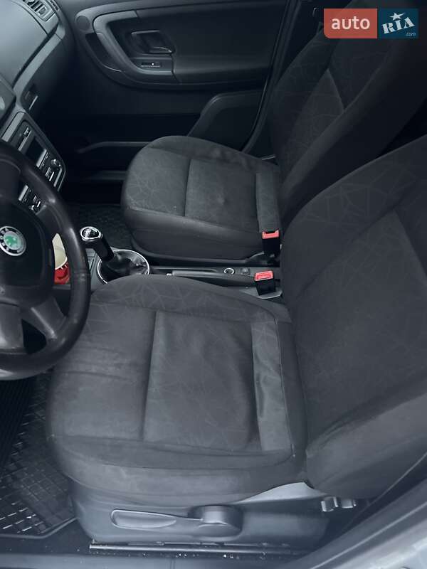 Универсал Skoda Fabia 2011 в Ужгороде