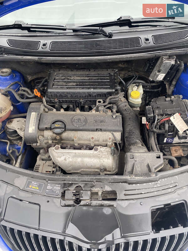 Хэтчбек Skoda Fabia 2009 в Ровно