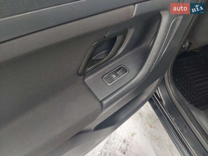 Універсал Skoda Fabia 2010 в Рівному