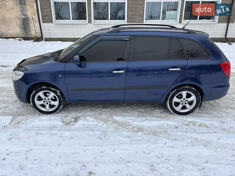 Універсал Skoda Fabia 2008 в Львові