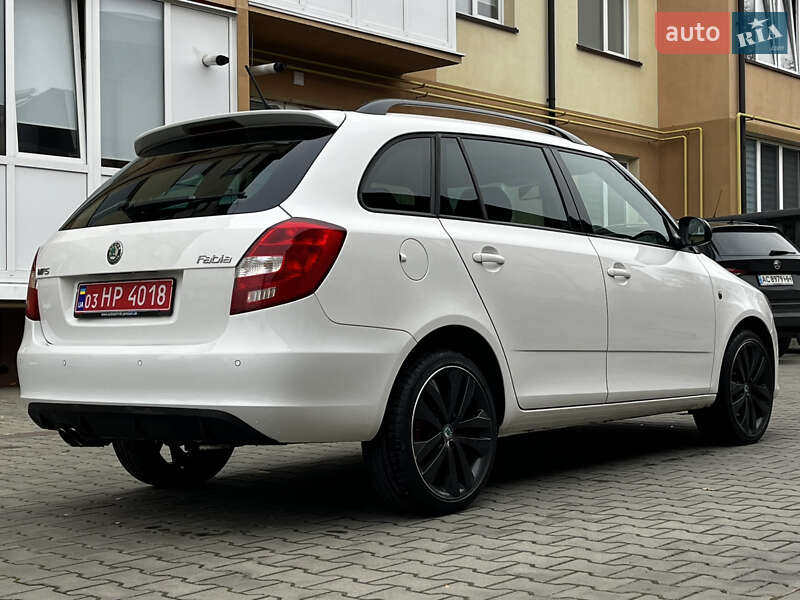 Універсал Skoda Fabia 2011 в Луцьку
