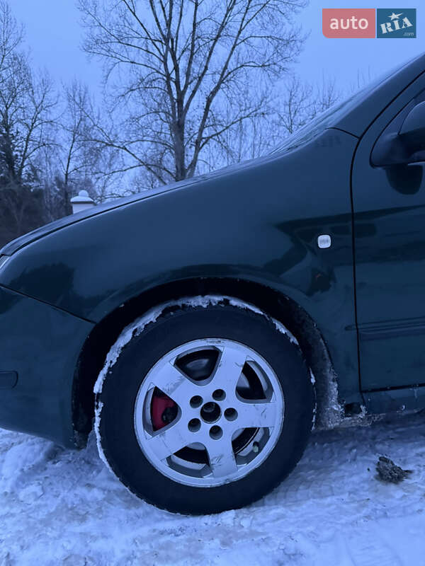 Хетчбек Skoda Fabia 2003 в Переяславі